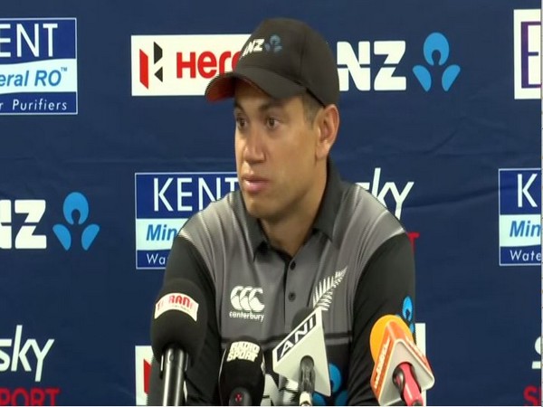 New Zealand batsman Ross Taylor New Zealand batsman Ross Taylor