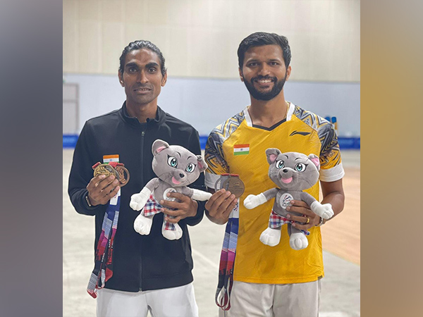 Pramod Bhagat and Sukant Kadam after winning gold in Thailand Para-Badminton International (Image: PCI)