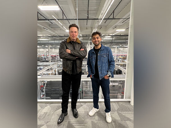 Elon Musk and his Twitter friend Pranay (Image source: Twitter) Elon Musk and his Twitter friend Pranay (Image source: Twitter)