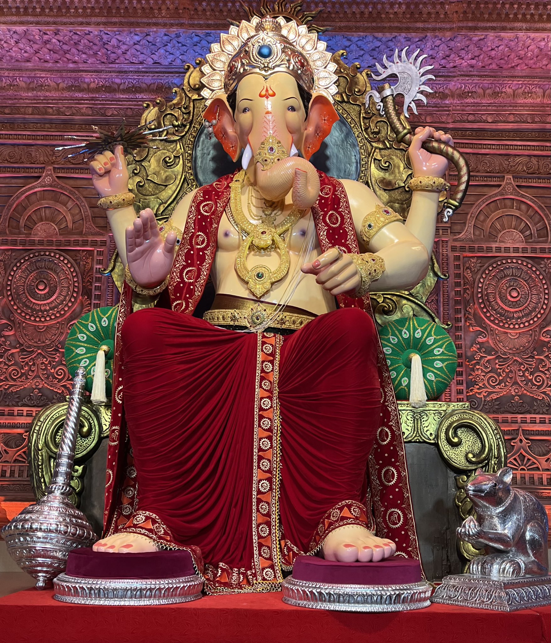Devotees Can Get Prasad Online From Iconic Lalbaugcha Raja This Year Devotees Can Get Prasad Online From Iconic Lalbaugcha Raja This Year