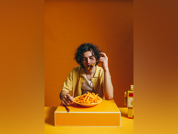 Parents eating behaviour affects their teens emotional eating