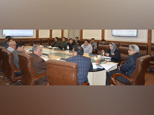 Additional Chief Secretary,Agriculture Production Department, Atal Dulloo reviews progress on linkage of J&K mandies with e-National Agriculture Market (Photo/ANI)