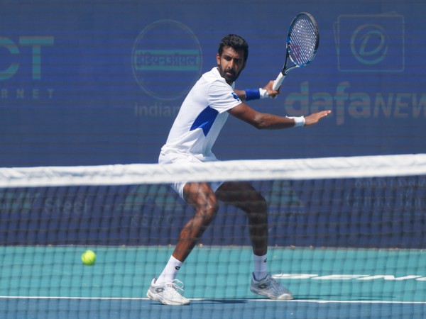 Prajnesh Gunneswaran in action during Bengaluru Open 2023 (Image: ATP)