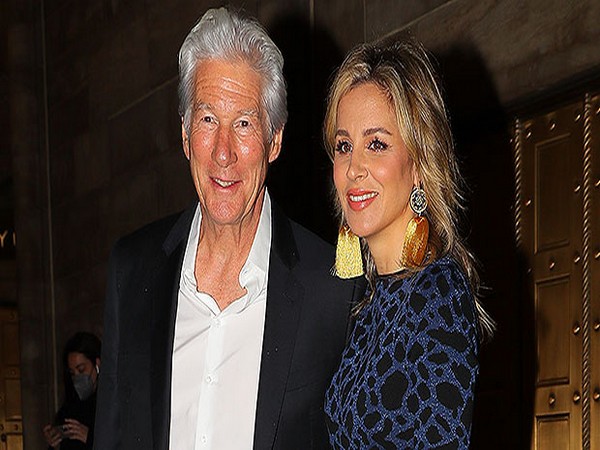 Richard Gere and Alejandra Silva. (Image Source/Twitter)