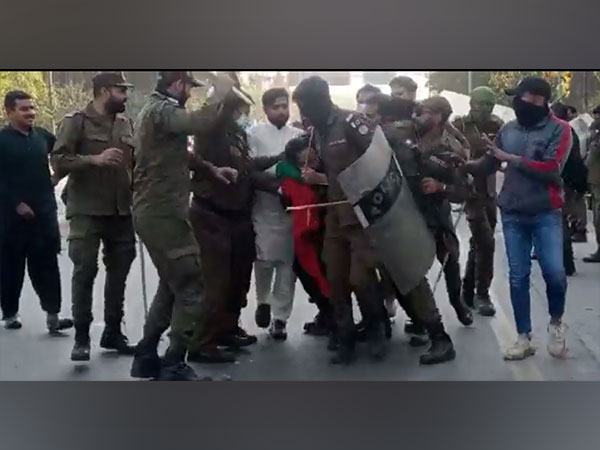 Pakistan is under law of Jungle: Imran Khan after police stop Lahore rally Pakistan is under law of Jungle: Imran Khan after police stop Lahore rally