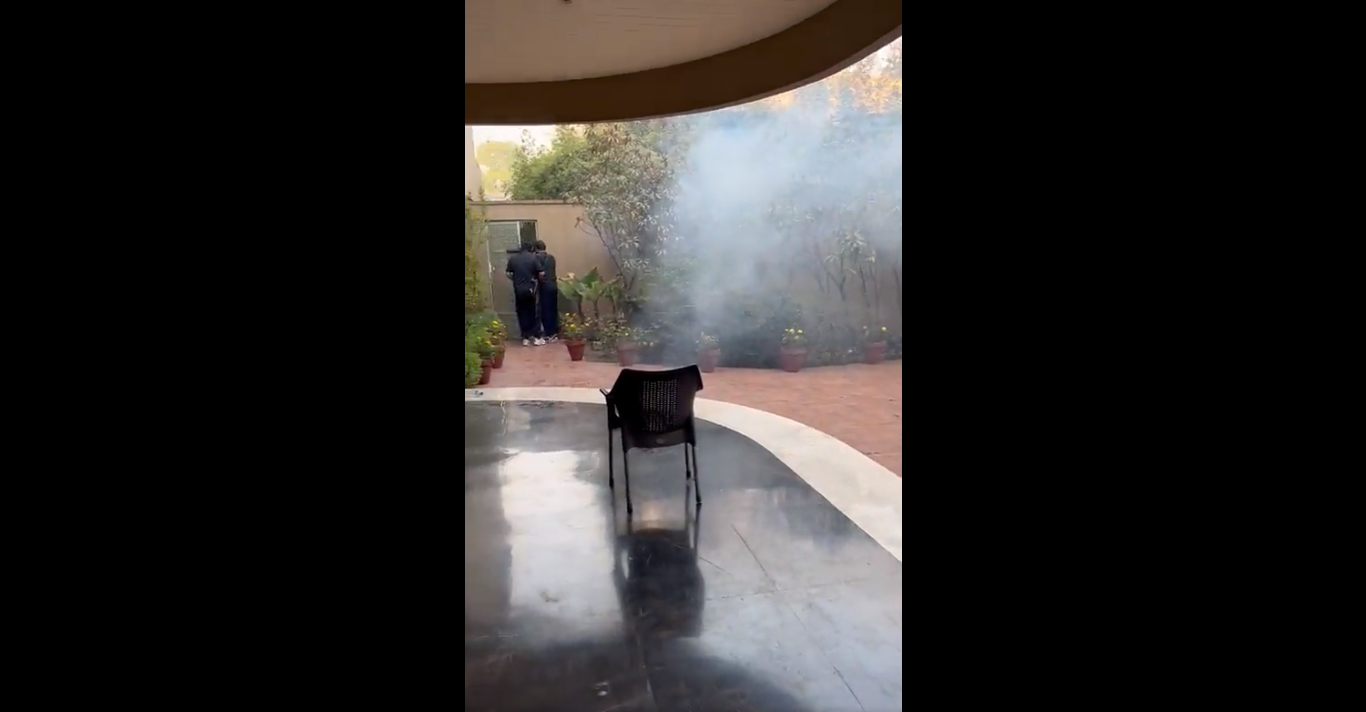 Imran Khan vows to fight as police, PTI workers clash in Lahore