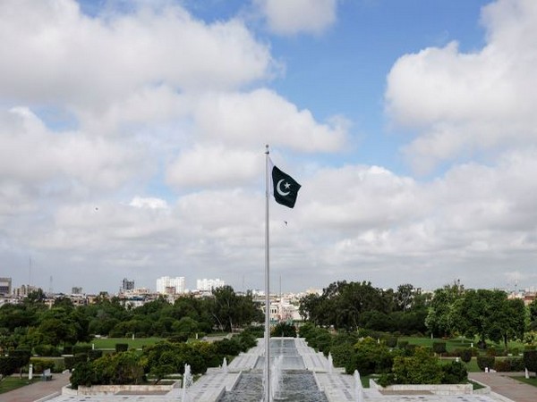 Pakistan Day military parade postponed due to bad weather