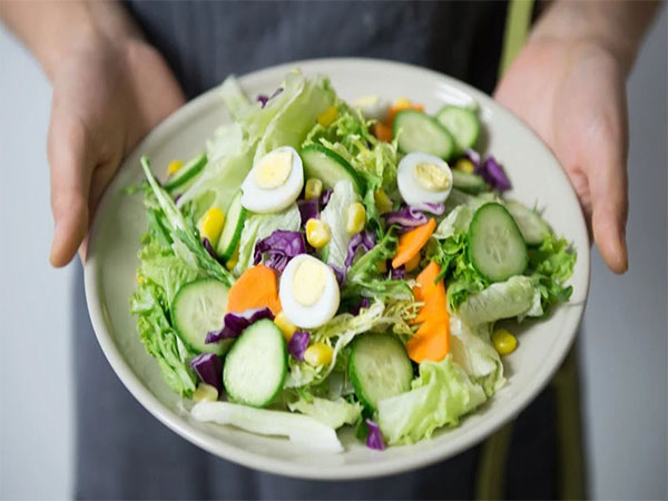 Diet high in fruit, vegetables associated with lower miscarriage risk, finds study - Vimarsana News
