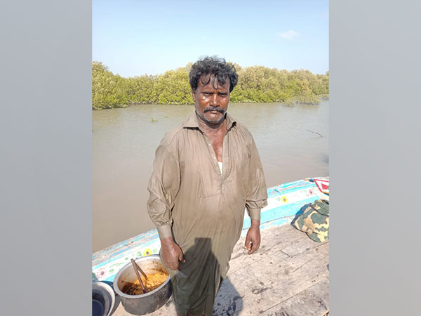 Pakistani fisherman apprehended by the BSF (Photo Source: BSF)