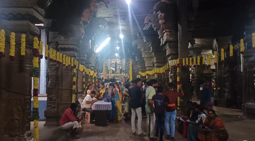 Tamil Nadu Large number of devotees celebrate 'Flower Kavadi Festival