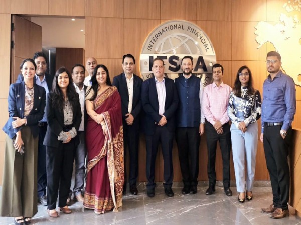 Delegates from FPSB India and IFSCA at the Leadership Roundtable 2025 at IFSC, Gift City
