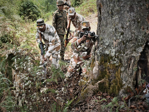 Indian Army and Armed Police Forces conducting joint training exercise (Photo/X: @trishakticorps)