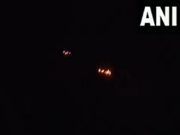 Red streaks seen and explosions heard in Samba's district (Photo/A
