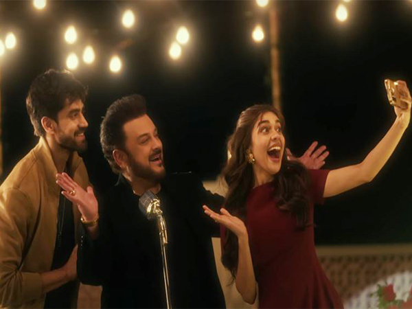 'Aao Na' clip (Image source: Youtube/ @T-Series)