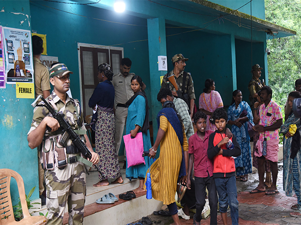 Voting progresses smoothly at Malappuram's Punchakkoli (Photo/ANI)