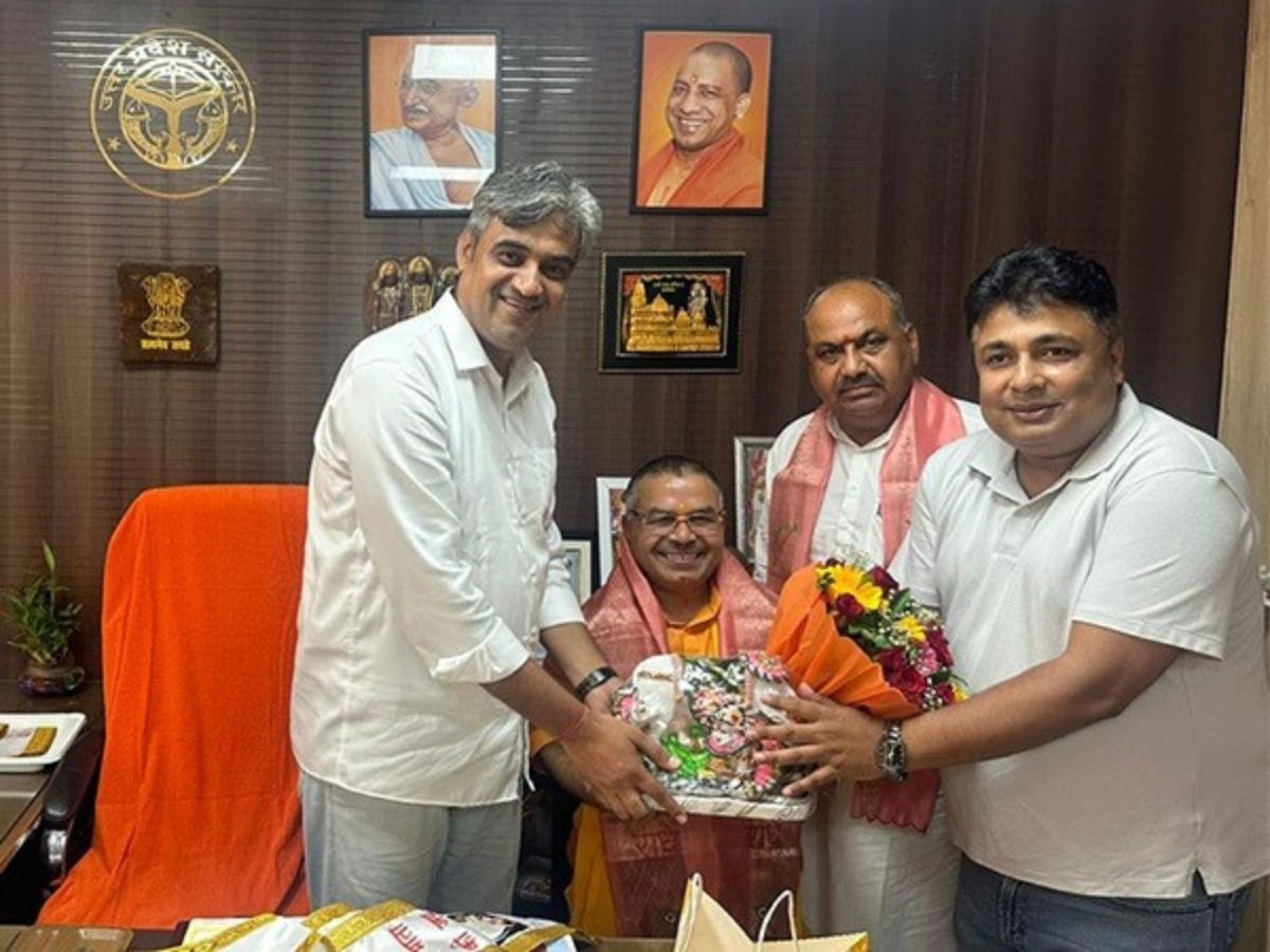 RGSS leaders meet UP Gau Seva Aayog Chairman to discuss $1T gau economy vision.