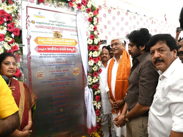 Andhra Pradesh Deputy CM K Pawan Kalyan and Union Minister Gajendra Singh Shekhawat (Photo/X/@gssjodhpur)