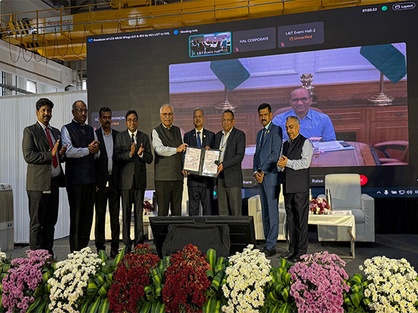 HAL receives first set of wing assemblies for LCA Mk1A from L&T (Image/PIB)