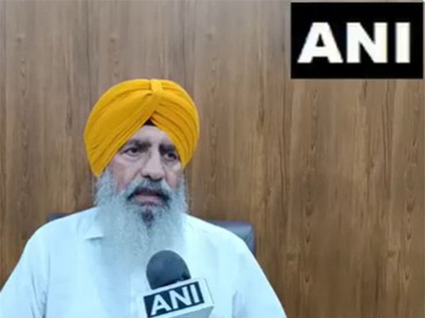 Golden temple, Shiromani Gurdwara Parbandhak Committee (SGPC) Chief Secretary Kulwant Manan (Photo/ANI)