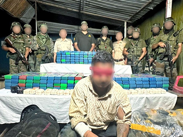 Assam Rifles along with Manipur police recover heroin, Methamphetamine tablets. (Photo/ANI)