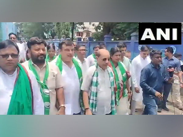BJD party held protest in Odisha's Sambalpur over Balasore incident. (PhotoANI)