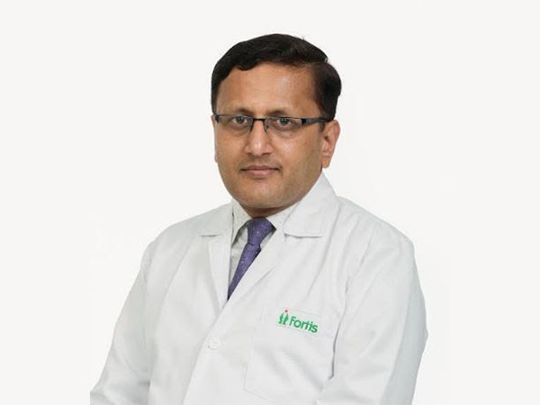 Dr. Narayan Hulse - A leading orthopaedic surgeon specializing in robotic joint replacement