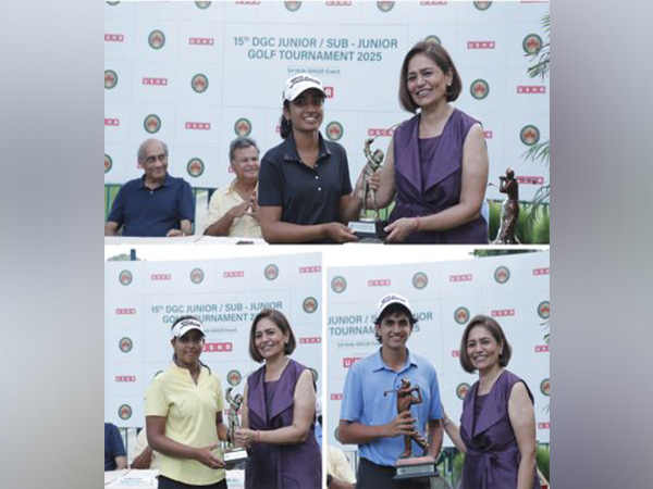 Winner Rehnoor Malik, Rakshit Dahiya, & Rashi Misra receiving their prizes from Anju Munjal Senior VP, Usha International. (Photo: Usha)