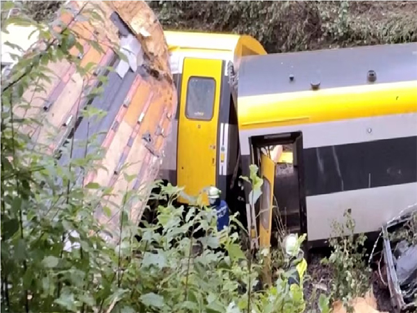 German train derailed (Photo/Reuters)