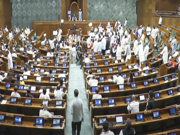 Oppn causes ruckus in Lok Sabha (Photo/ANI)