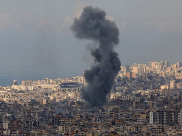 Smoke rises over Beirut's southern suburbs following an Israeli strike, during ongoing clashes between Hezbollah and Israeli forces, as seen from Baabda, Lebanon, November 13, 2024 (File Photo/Reuters)
