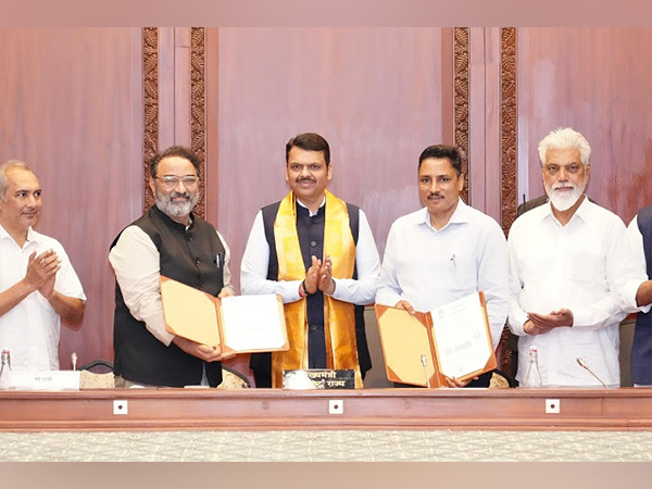 The Government of Maharashtra and The Art of Living's SSRDP signed an MoU to transform 150 government-aided schools across 10 districts