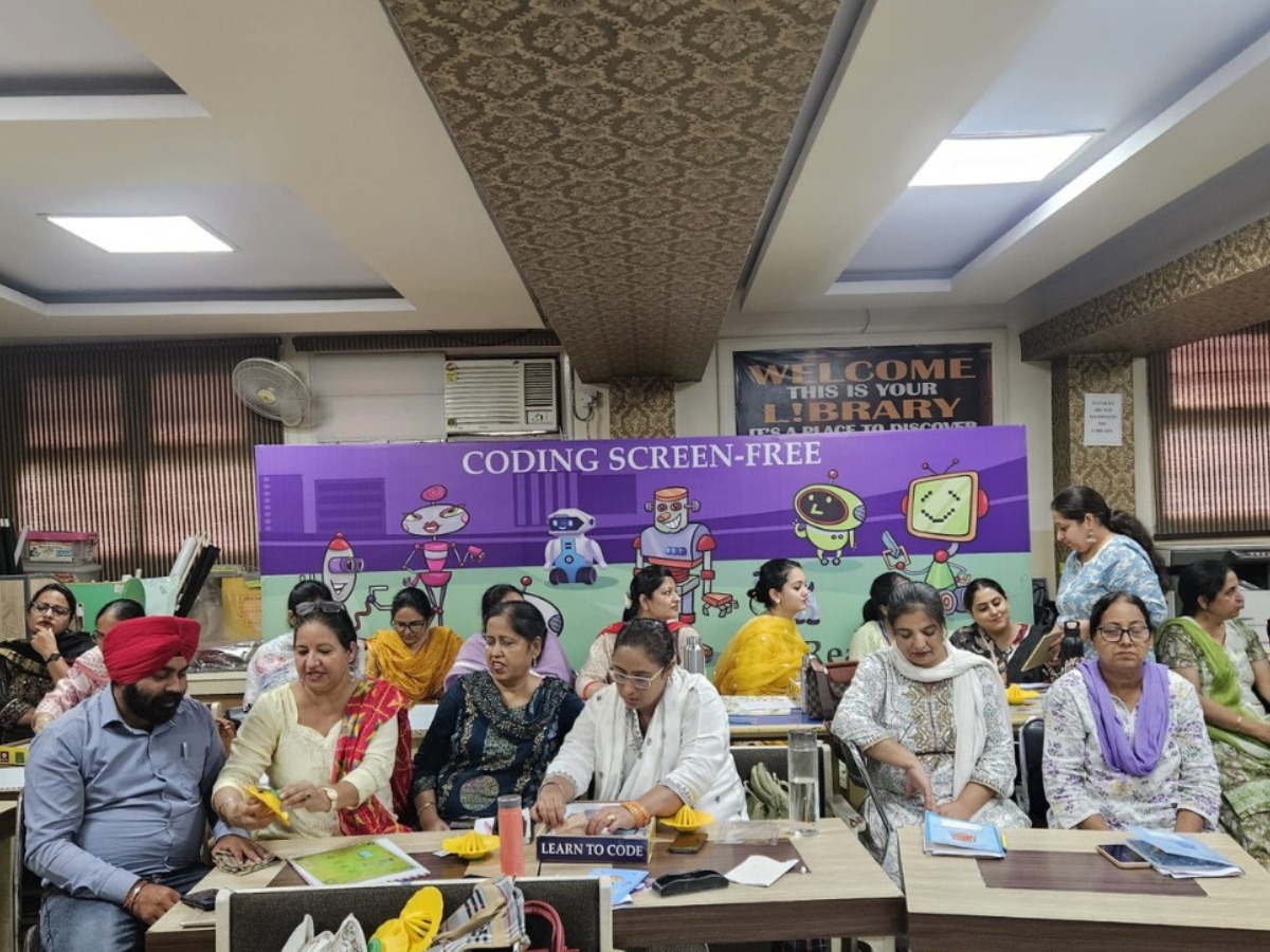Punjab's First Screen-Free Coding Program Launched at Guru Harkrishan Public School, Amritsar