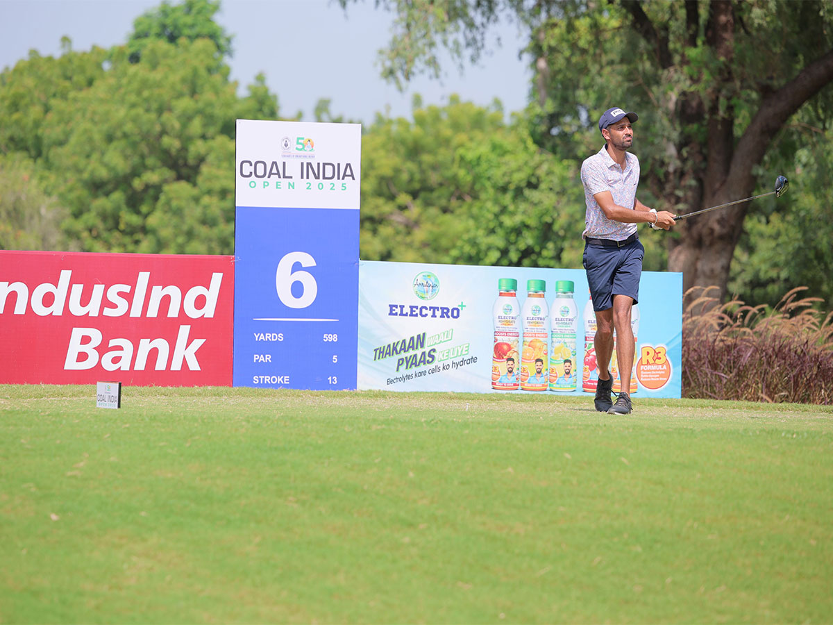 Angad Cheema in action during round three of Coal India Open (Image: PGTI)