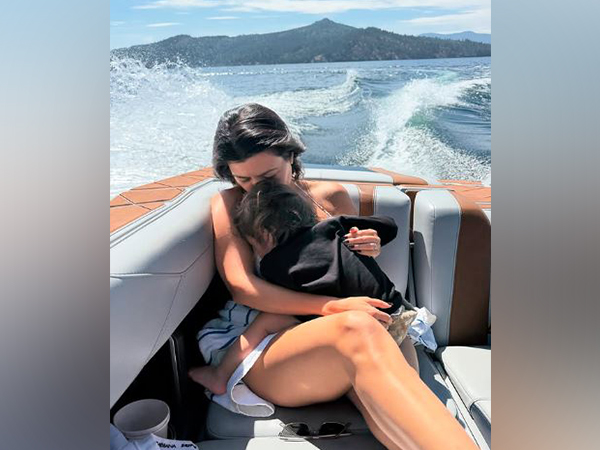 Kourtney Kardashian with her son (Image source: Instagram)