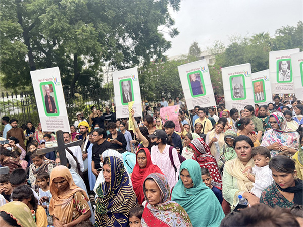 Minority Rights March 2025 demands end to forced conversions, equality, and constitutional reforms in Pakistan (Image: X/@aqliyatihuqooq)