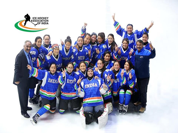 Indian Women's Ice Hockey team. (Photo: Ice Hockey Association of India)