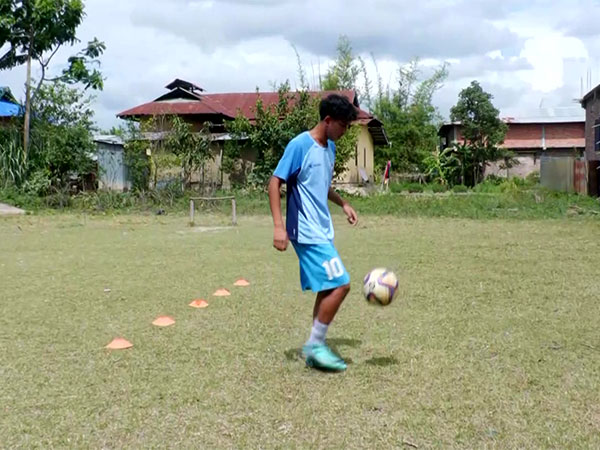 Footballer Singamayum Arbash Khan (Photo/ANI)