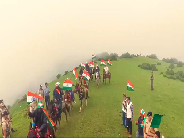 Nomadic Tribals in Rajouri hosts Tiranga Horse Rally (Photo/ANI)