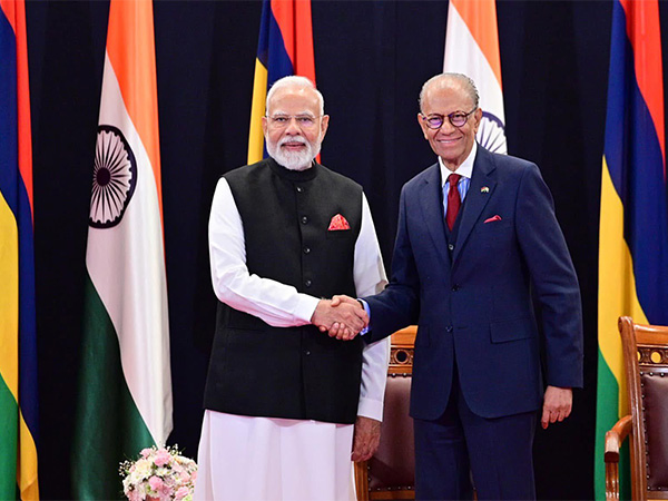 PM Modi and Mauritius PM Ramgoolam (Photo/ X@Ramgoolam_Dr)