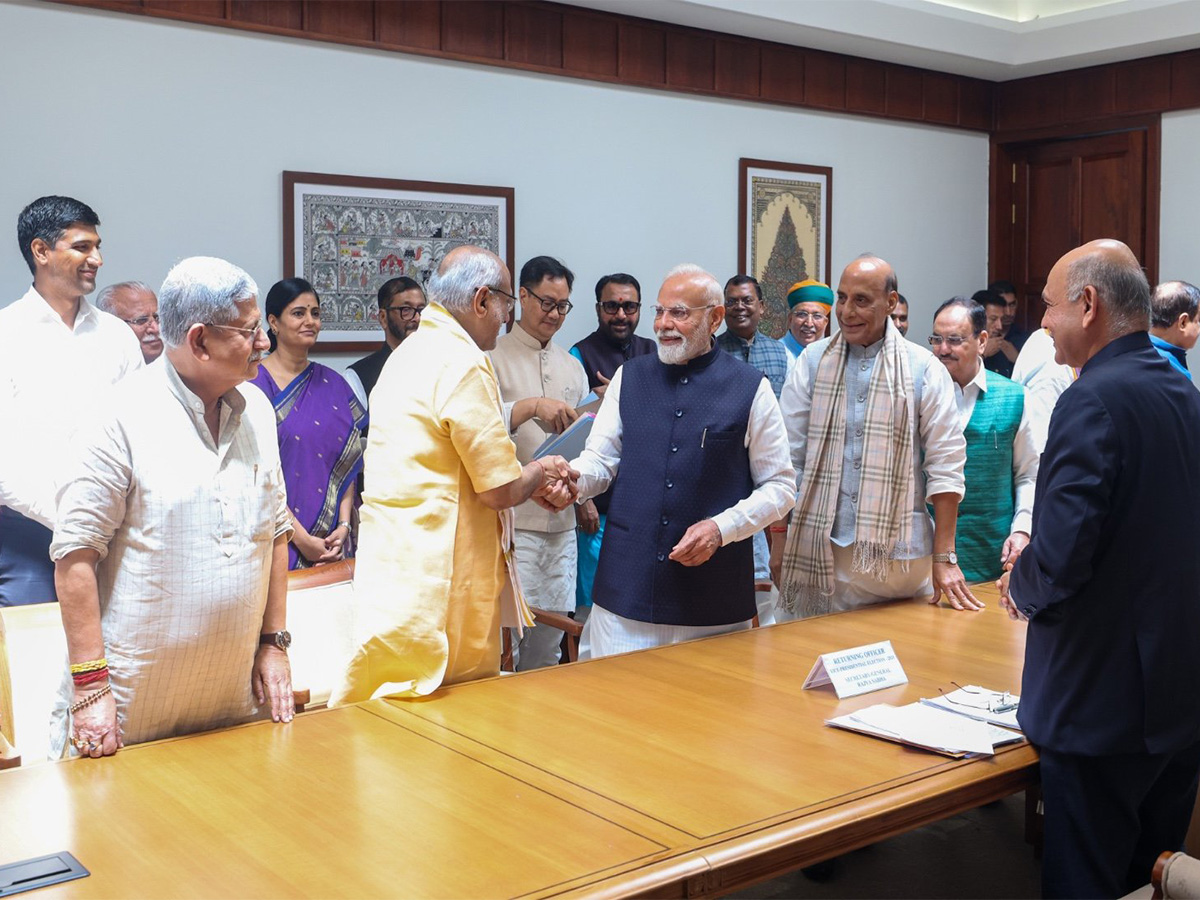 PM Narendra Modi during nomination of CP Radhakrishnan (Photo: @narendramodi/X)