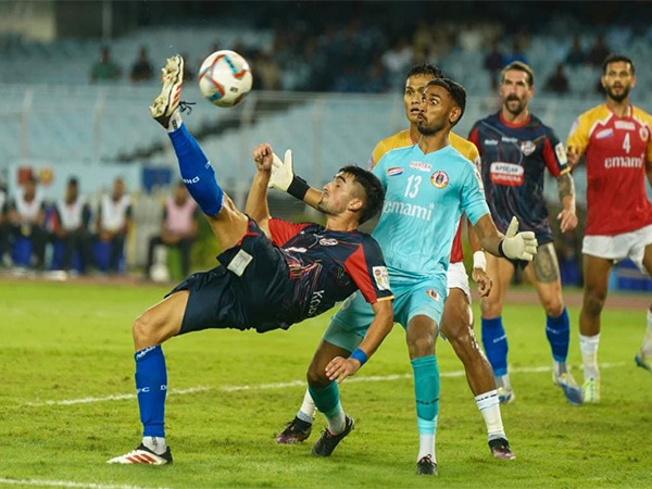 Players in action during Durand Cup semi-final (Photo: Durand Cup/AIFF)