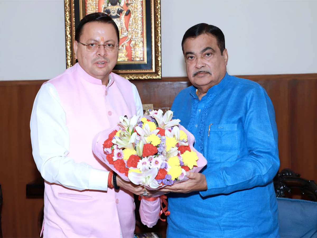 Uttarakhand CM with Union Minister Nitin Gadkari during a visit to Delhi on Friday (Photo/@pushkardhami)