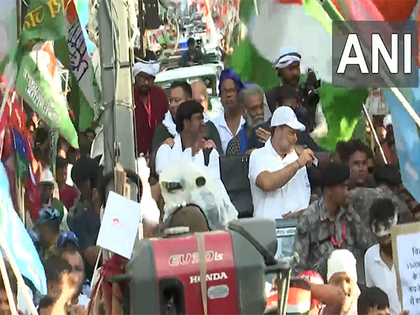 Rahul Gandhi, RJD leader Tejashwi Yadav take part in 'Voter Adhikar Yatra' in Bihar's Katihar (Photo/ANI)