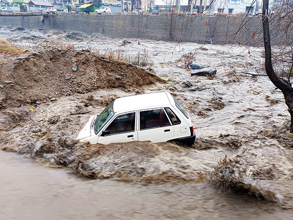 Torrential rains wreck havoc in Himachal Pradesh's Kullu district. (Photo/ANI)