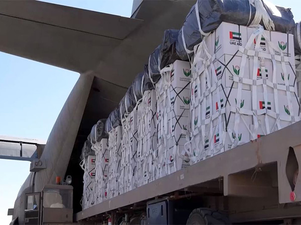 UAE carries out 79th airdrop of humanitarian aid (Photo/WAM)