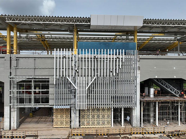 Visual of an under construction bullet train station (Photo: @RailMinIndia/X)
