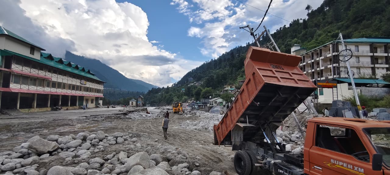 Restoration of Kiratpur-Manali NH-21 (Photo/ANI)