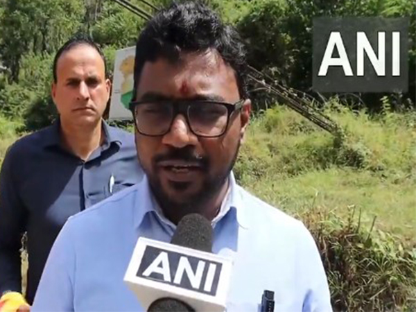 Kupwara DC Shrikant Balasaheb Suse  (Photo/ANI)