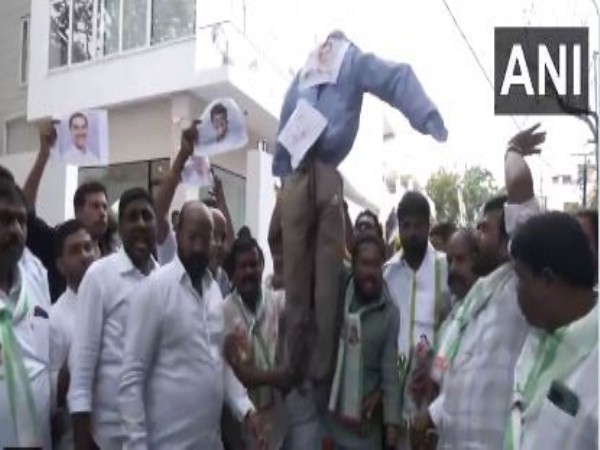 Telangana Jagruthi workers protest against BRS leaders in Hyderabad (Photo/ANI)