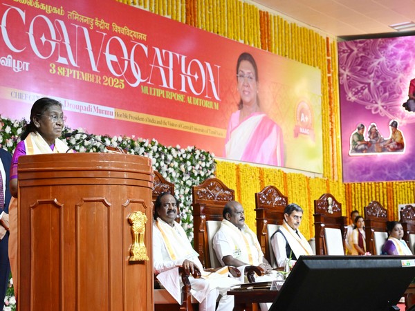 President Murmu graces convocation ceremony of Tamil Nadu Central University . (Photo/APIB)